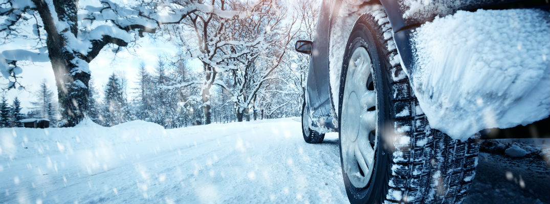 Evo zašto je važno dobro očistiti automobil od snijega i leda